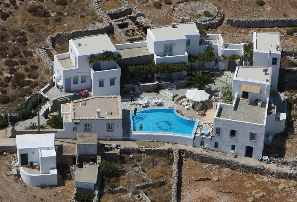 Ampelos Hotel Folégandros